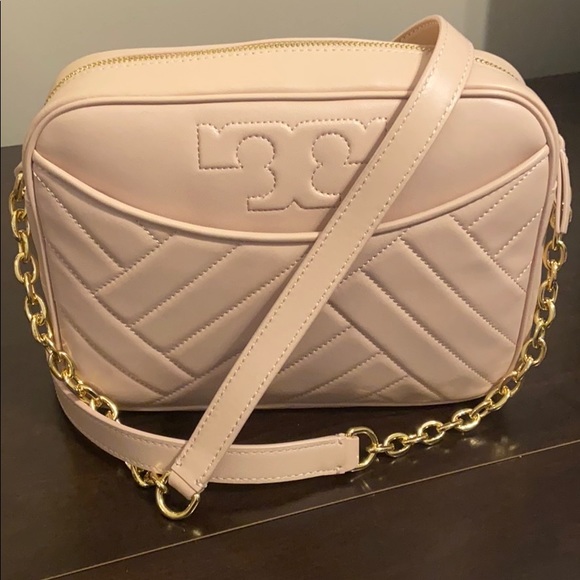 tory burch alexa stitch camera bag